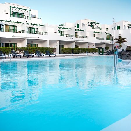 Apartamentos El Guarapo Costa Teguise Bagian luar foto