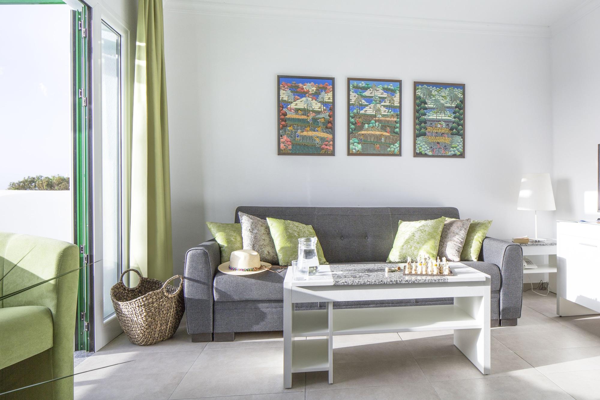 Apartamentos El Guarapo Costa Teguise Bagian luar foto