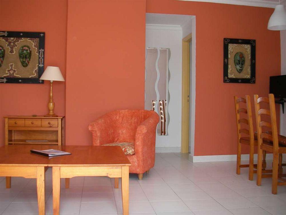 Apartamentos El Guarapo Costa Teguise Bagian luar foto