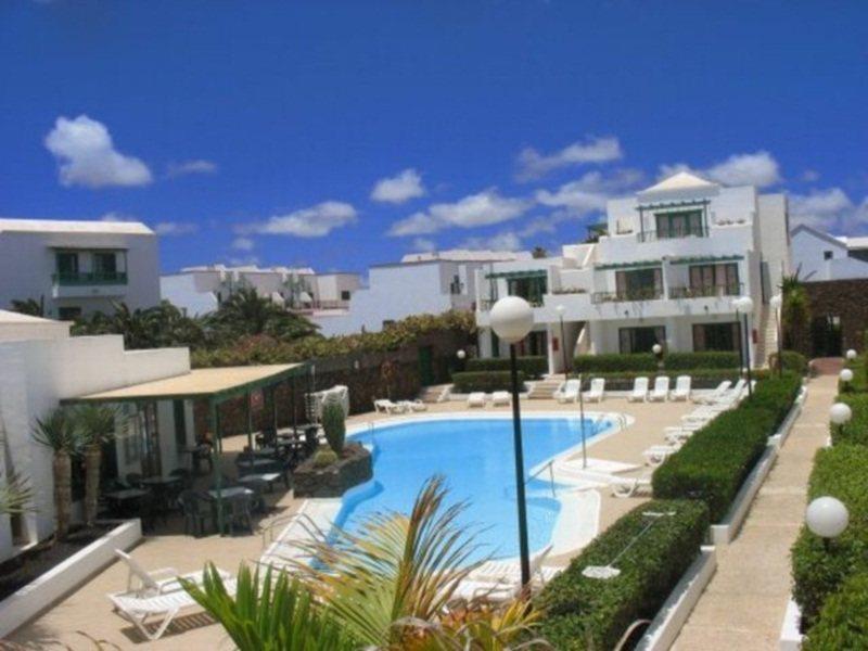 Apartamentos El Guarapo Costa Teguise Bagian luar foto