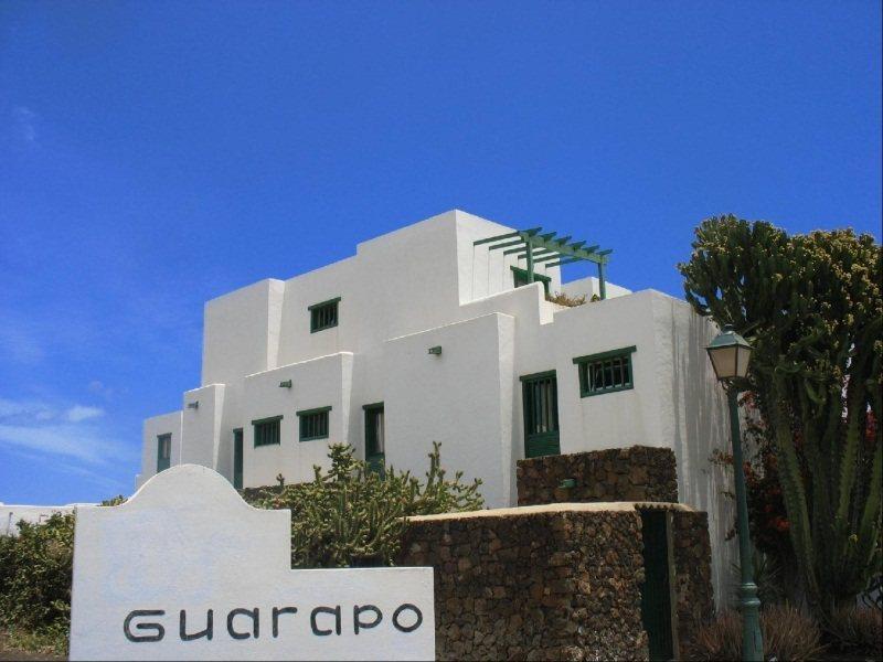 Apartamentos El Guarapo Costa Teguise Bagian luar foto