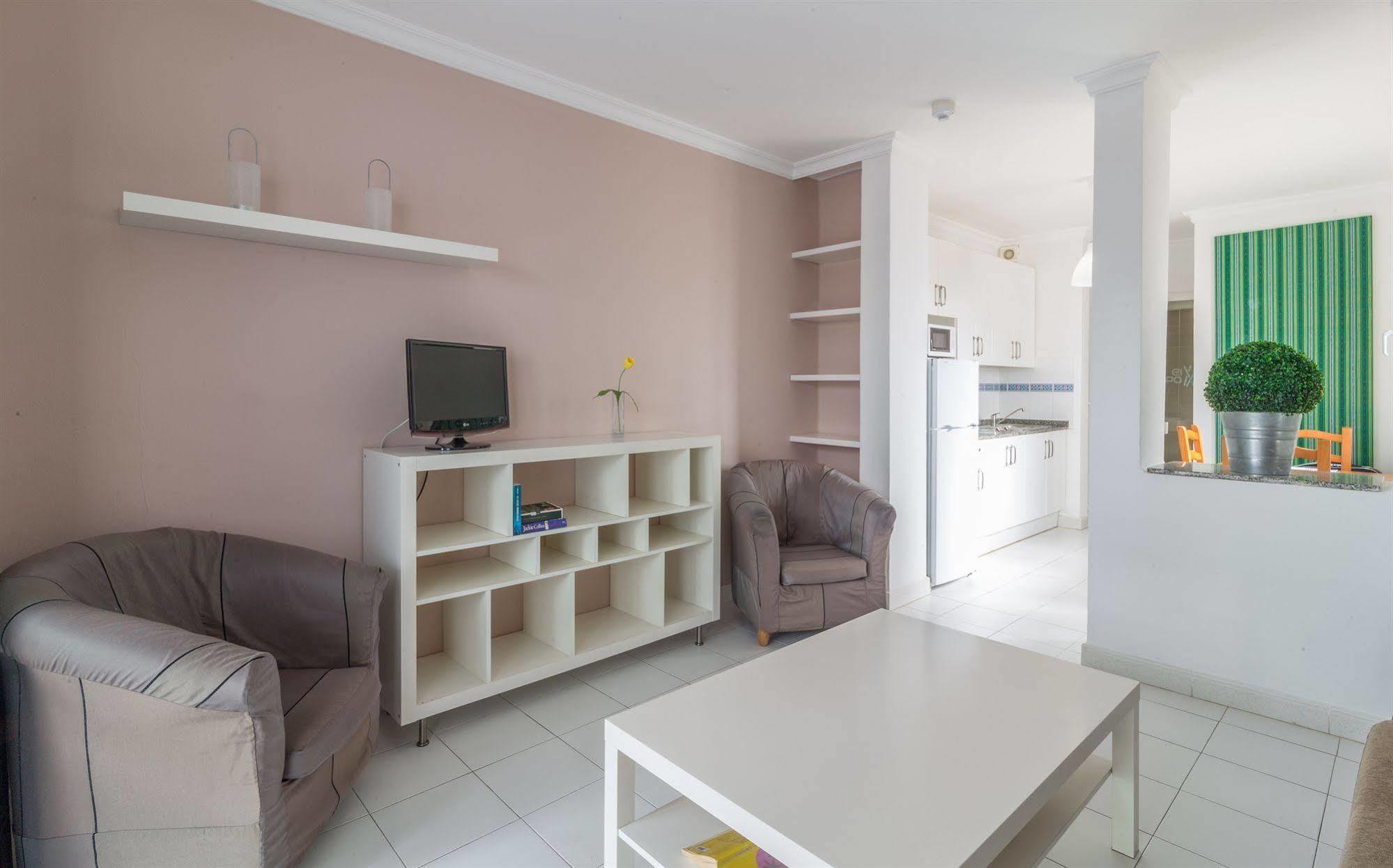 Apartamentos El Guarapo Costa Teguise Bagian luar foto